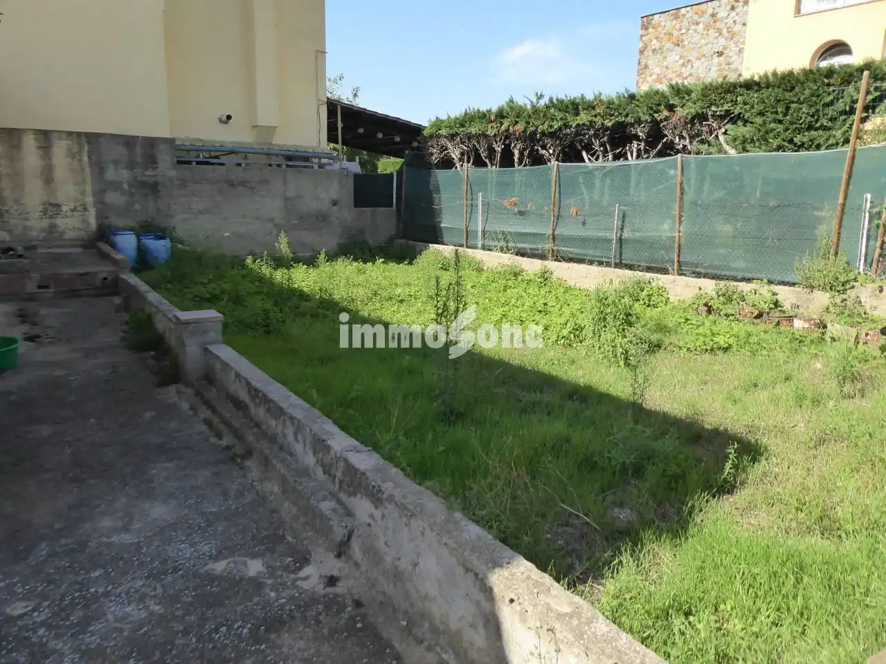 Casa o xalet en venda en Olot amb Jardí privat