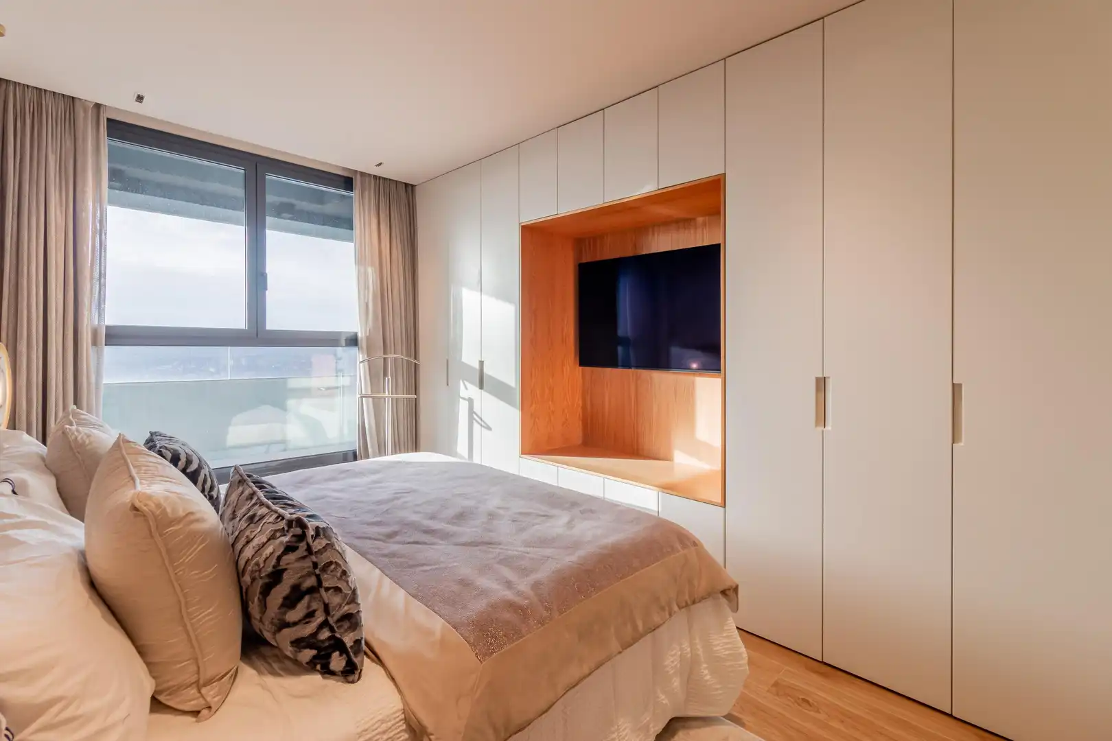 Habitación de Apartamento en venta en Madrid con Calefacción, Jardín privado y Piscina comunitaria