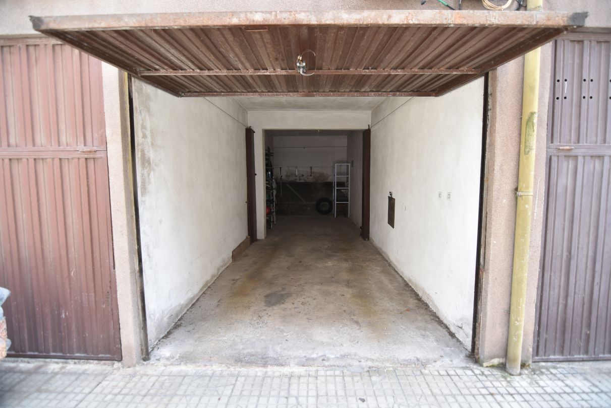 Garage for sale in Soraluze / Plasencia de las Armas