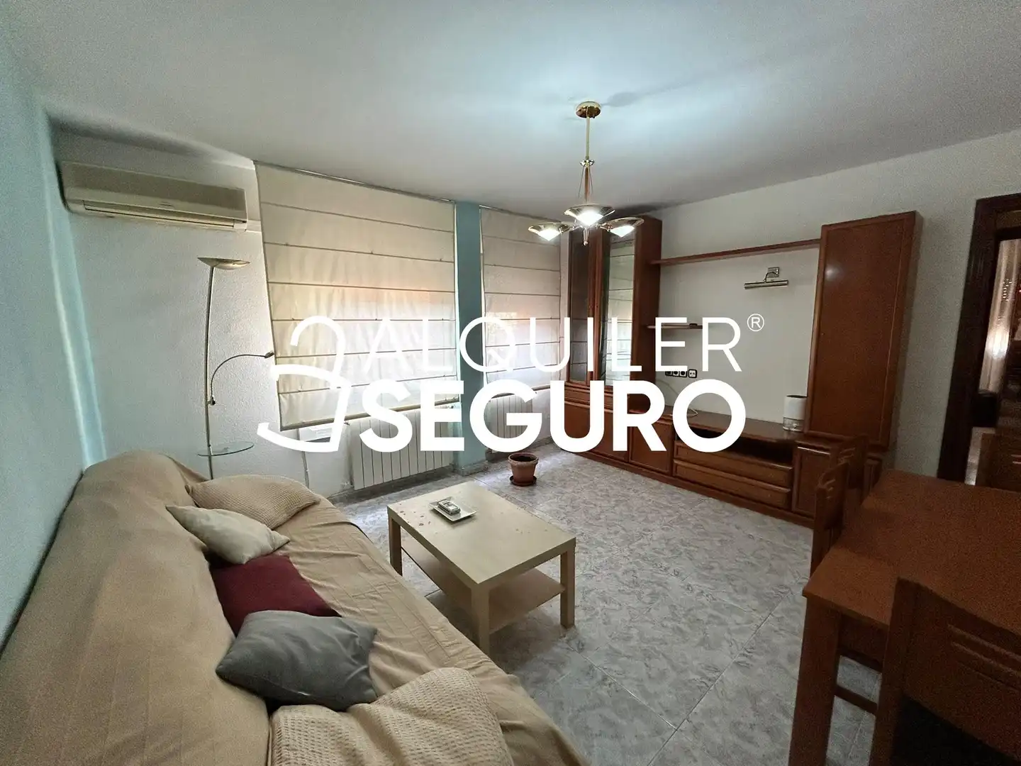 Living room of Flat for rent in Puente de Vallecas