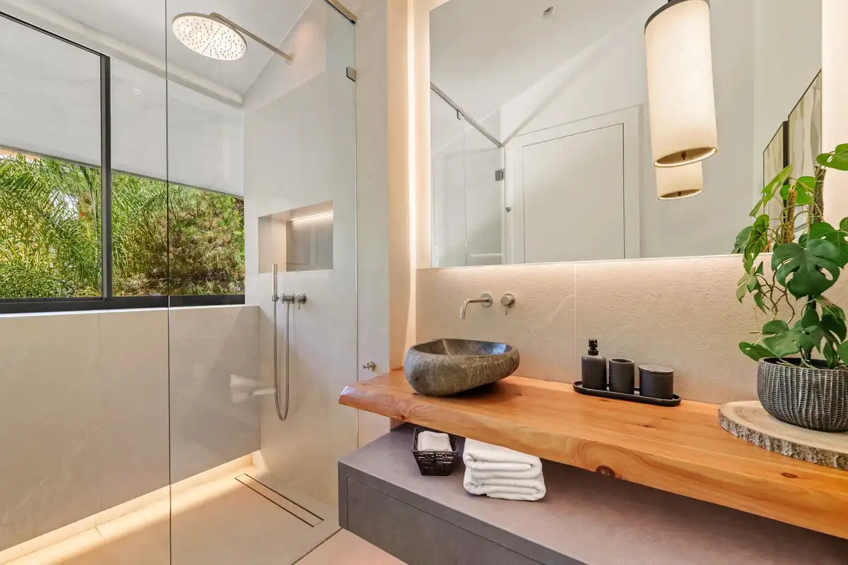 Detached house with pool for sale in Río Real - Los Monteros, imagen 10