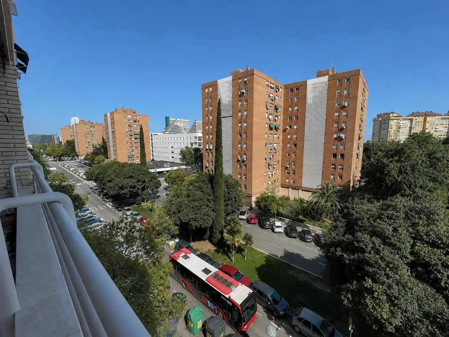 Exterior view of Flat for sale in Valencia  with Air Conditioner, Terrace and Furnished