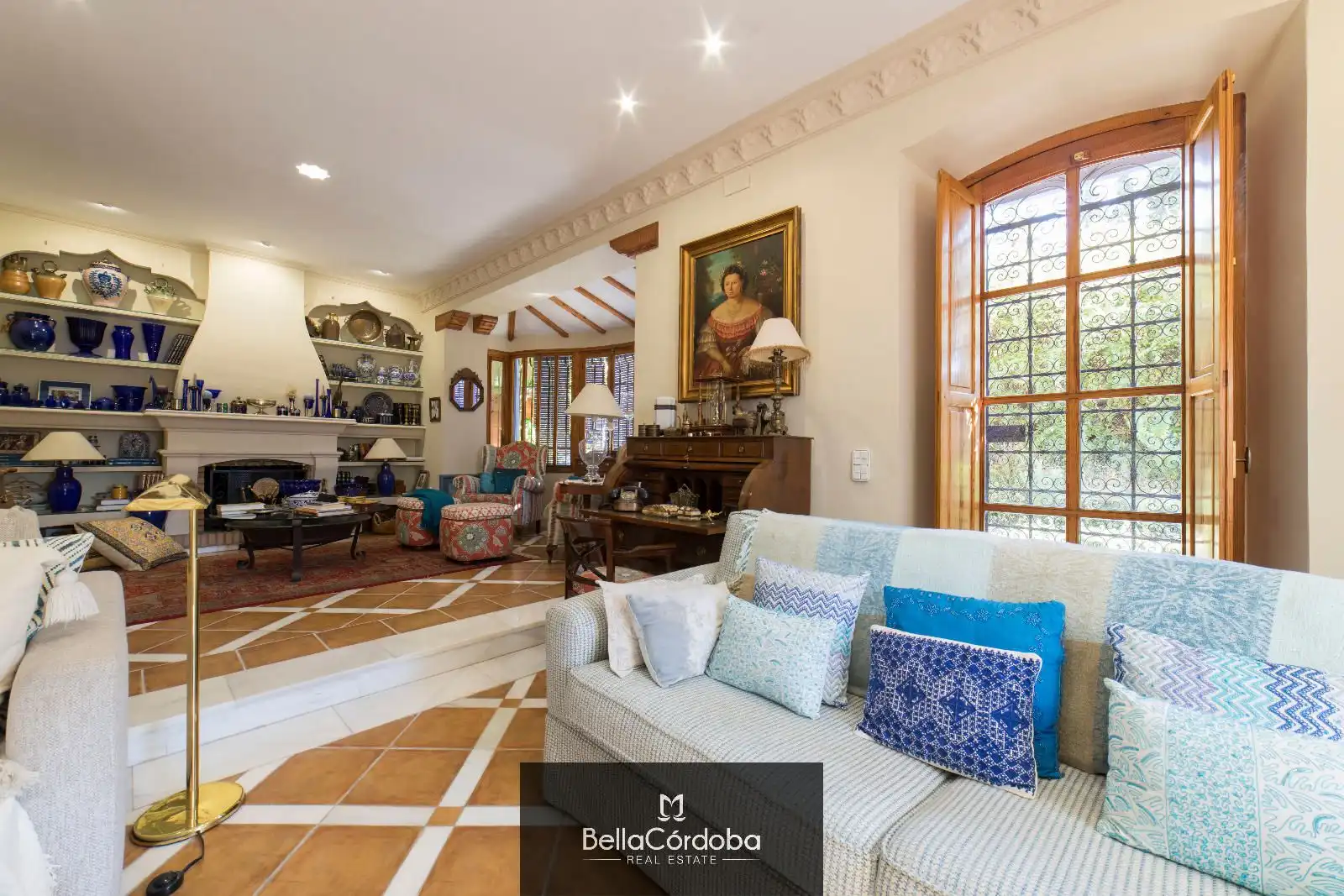 Living room of Houses for sale in Córdoba  with Air Conditioner, Heating and Terrace