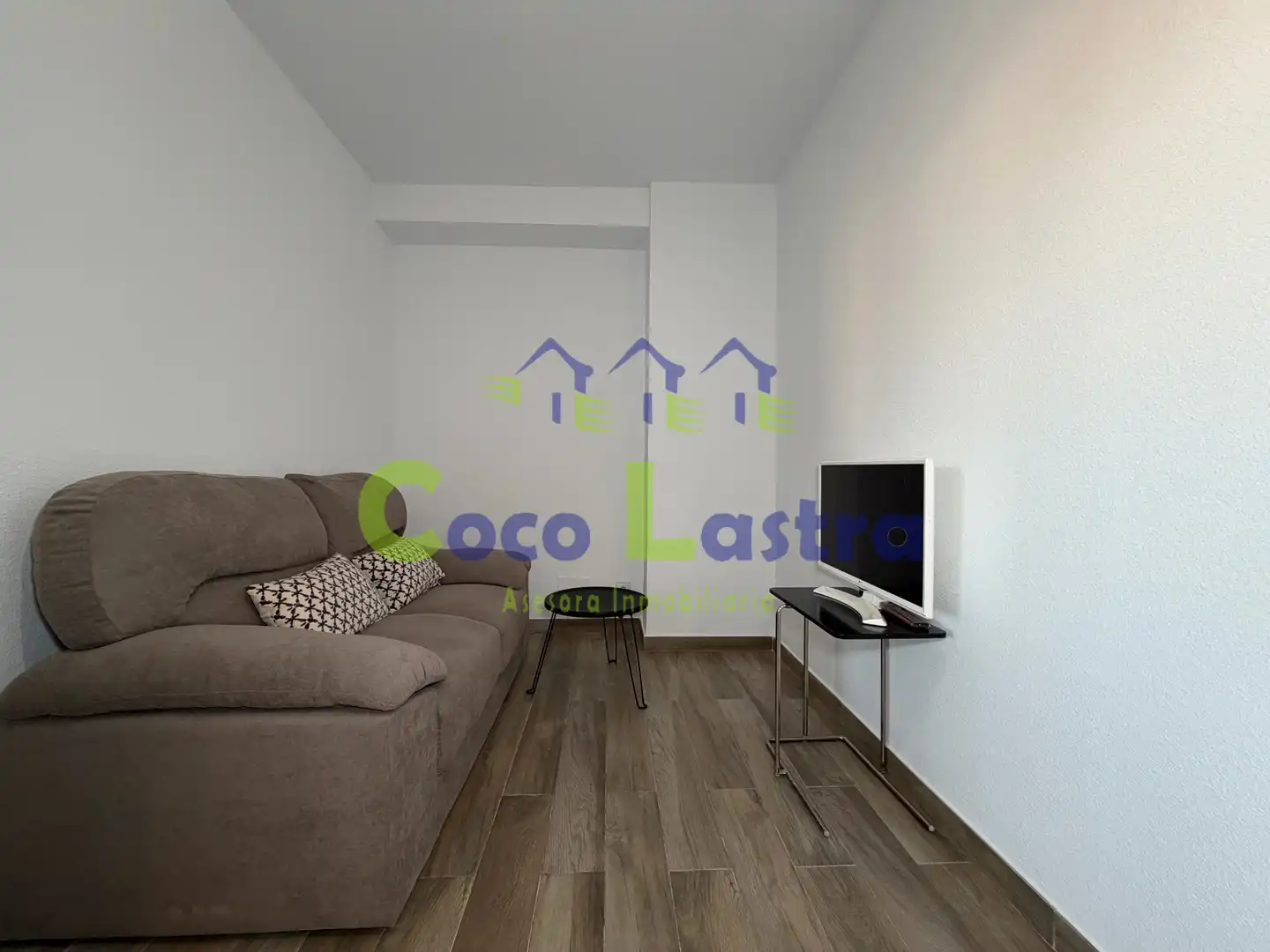 Living room of Attic for rent in Salamanca  with Heating, Terrace and Furnished