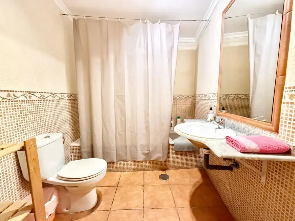 Baño de Casa o chalet en venta en Vélez-Málaga con Aire acondicionado