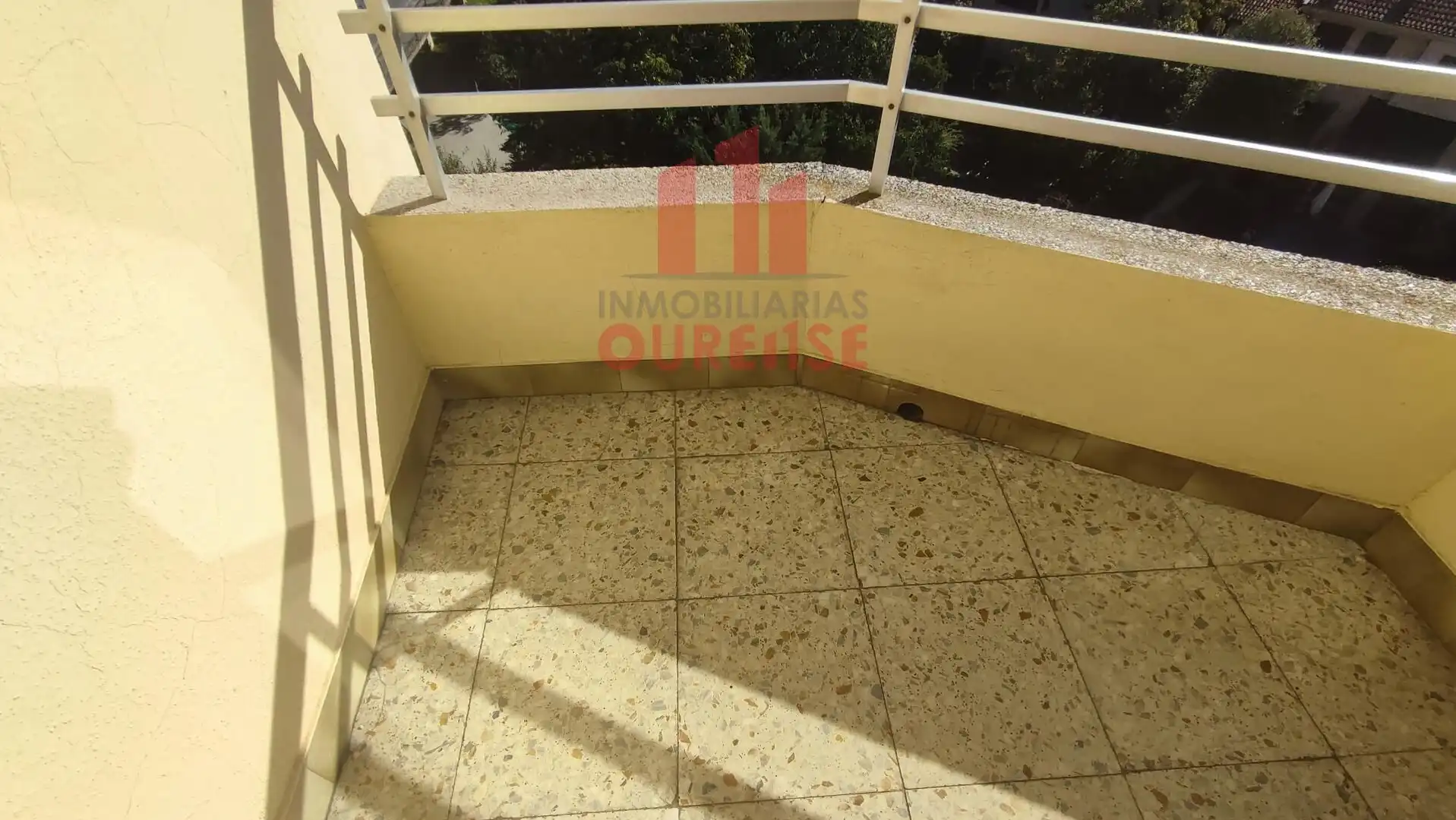 Piso con terraza en alquiler en A Carballeira, imagen 27