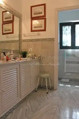 Bany de Casa o xalet de lloguer en Sotogrande amb Aire condicionat, Calefacció i Jardí privat