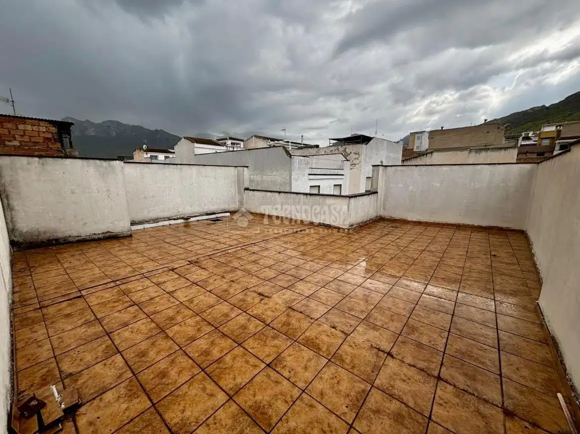 Vista exterior de Piso en venta en Jódar con Terraza