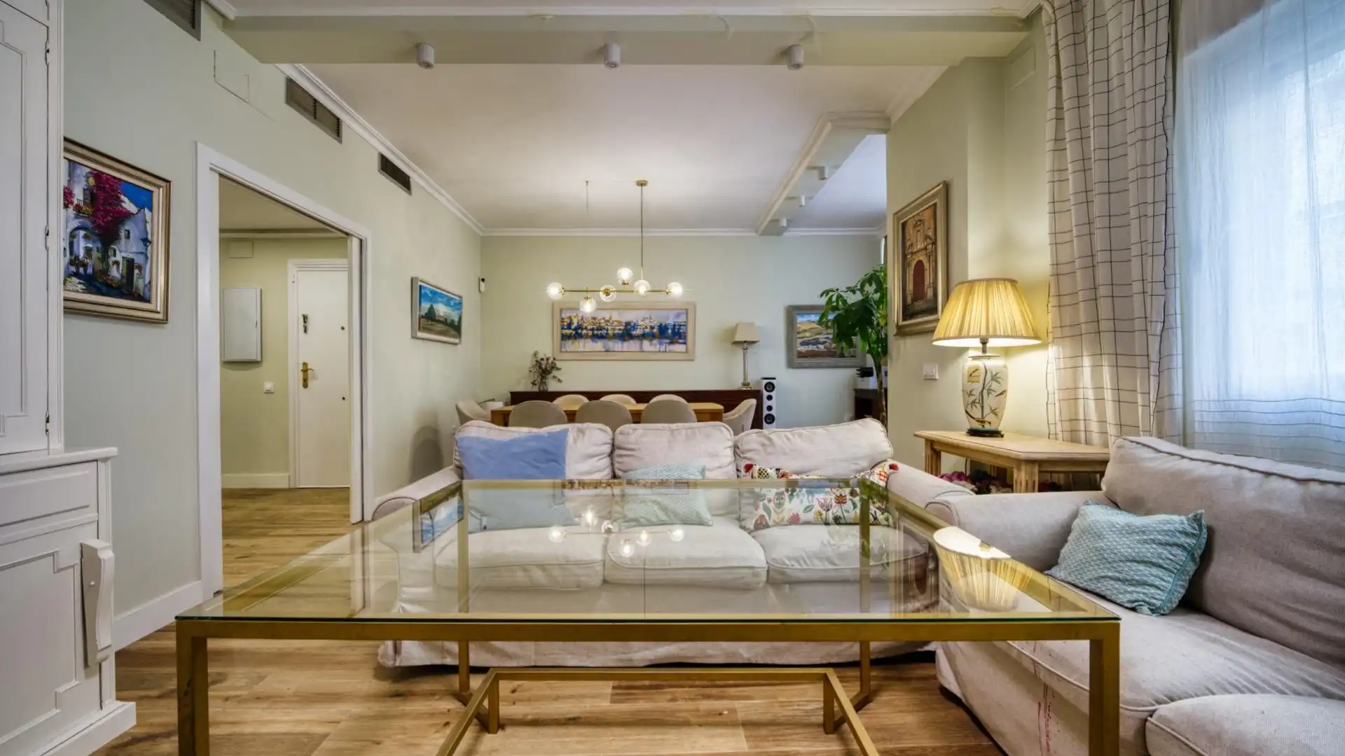 Living room of Flat for sale in  Sevilla Capital  with Air Conditioner and Storage room