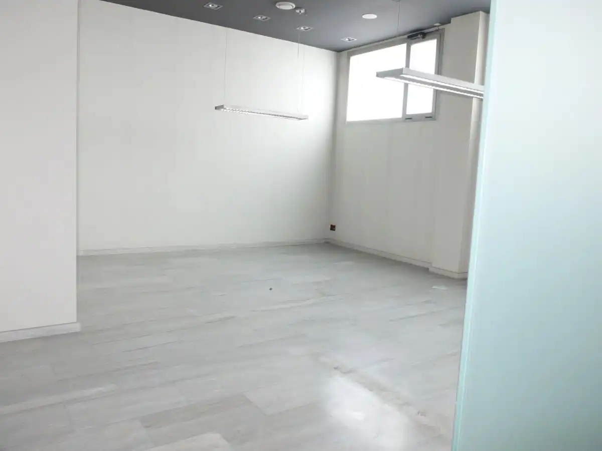 Local comercial en venta en Calle Chile 58, imagen 2