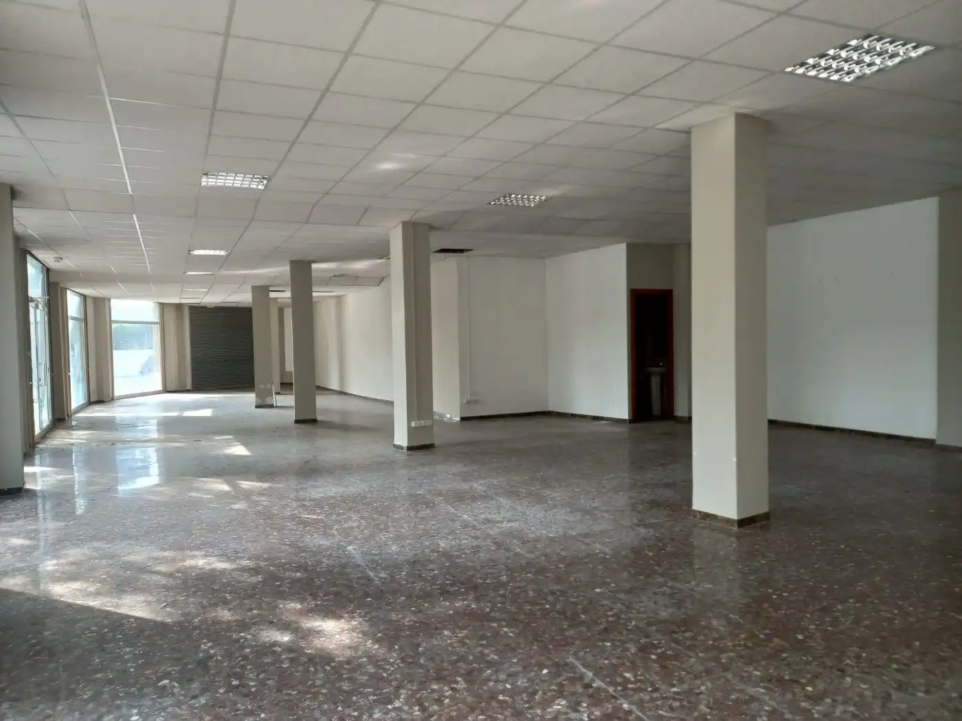 Business premises for sale in Carrer d'Antoni de Bofarull, imagen 3