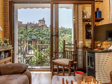 Casa con balcón en venta en Calle ROSAL DE SAN PEDRO