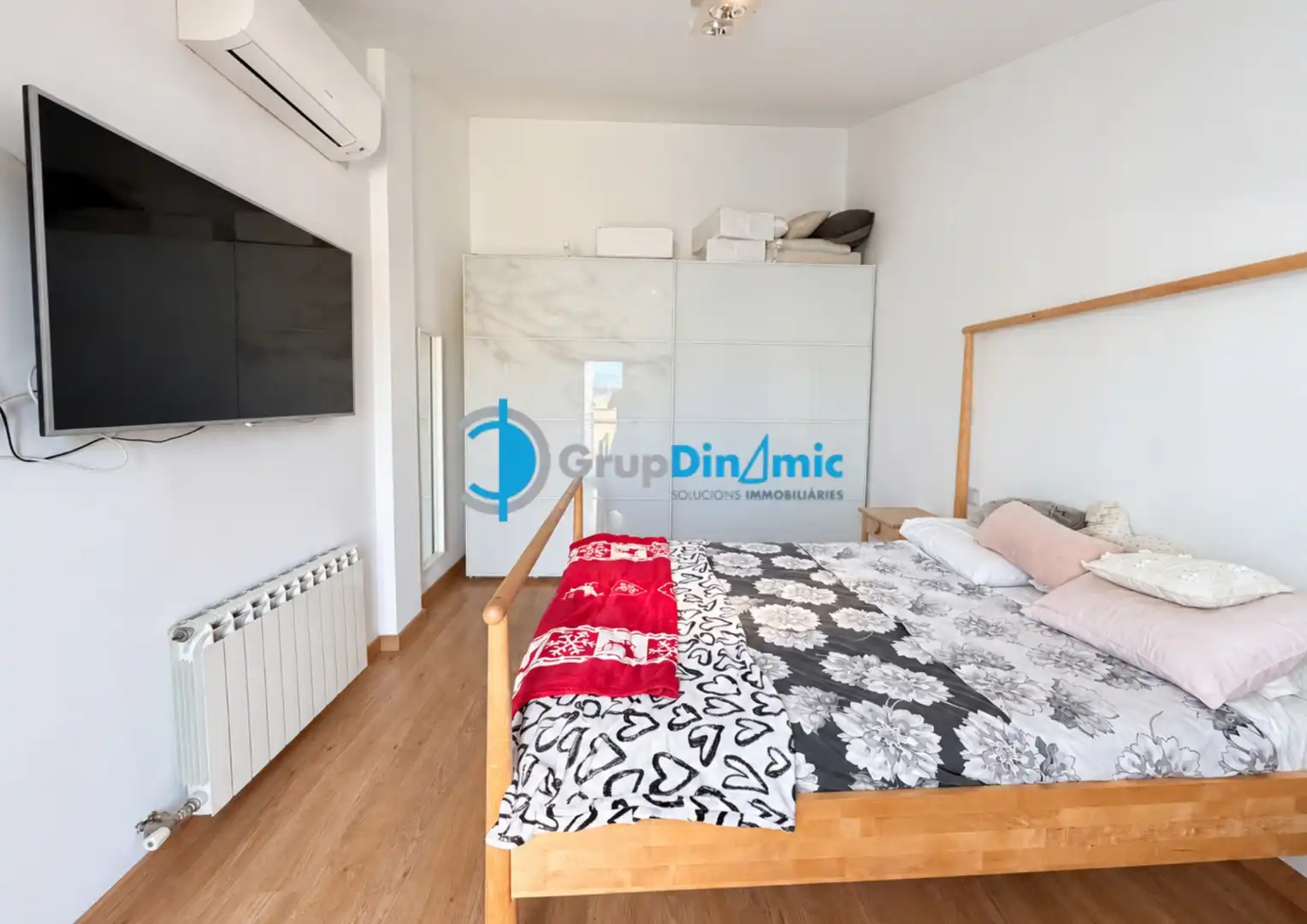 Bedroom of Duplexes for sale in Avinguda Catalunya