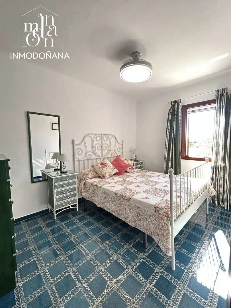 Habitación de Casa adosada en venta en Almonte con Jardín privado, Terraza y Trastero