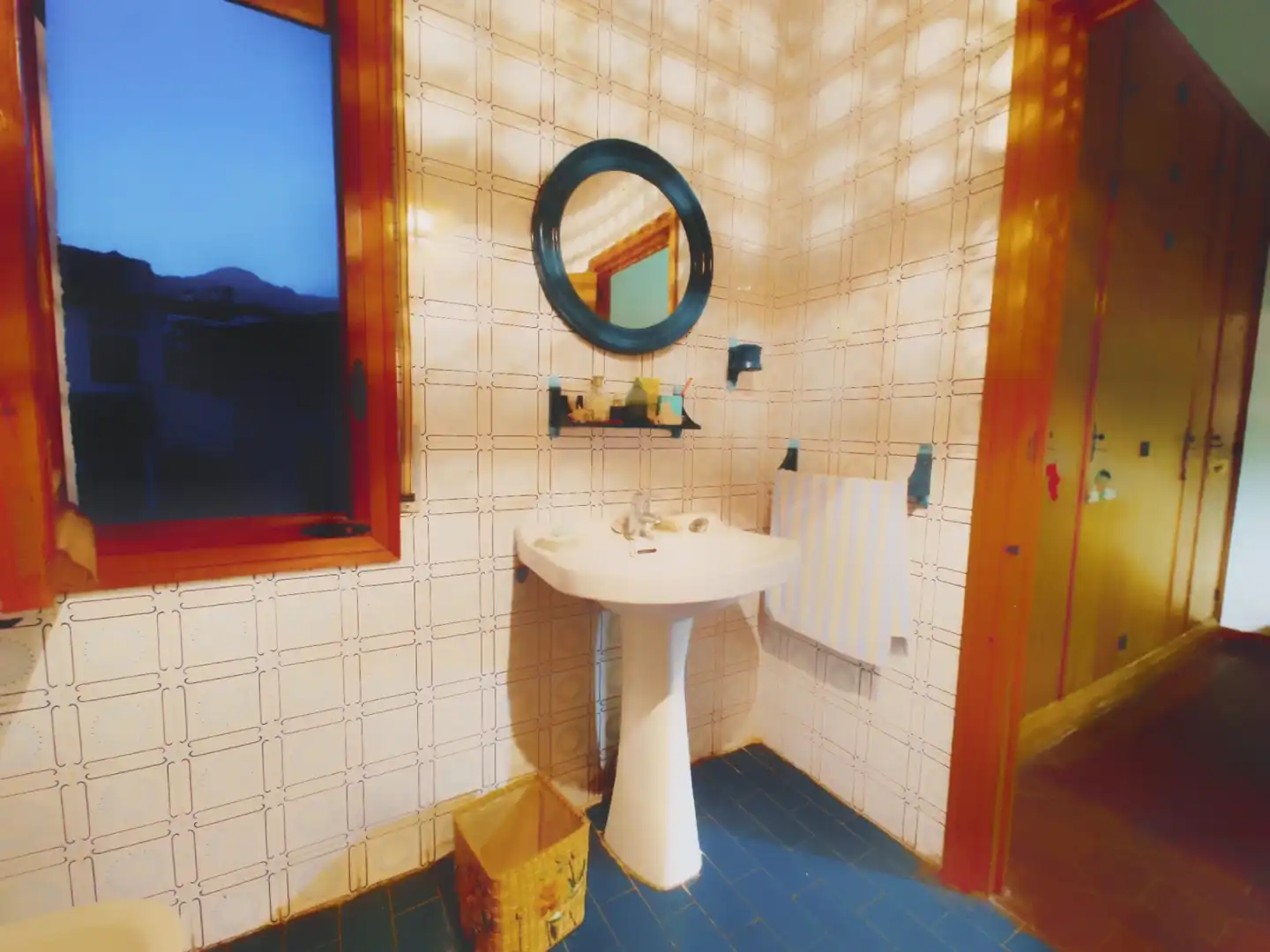 Bathroom of Detached homes for sale in Manzanares El Real  with Heating, Private garden and Terrace