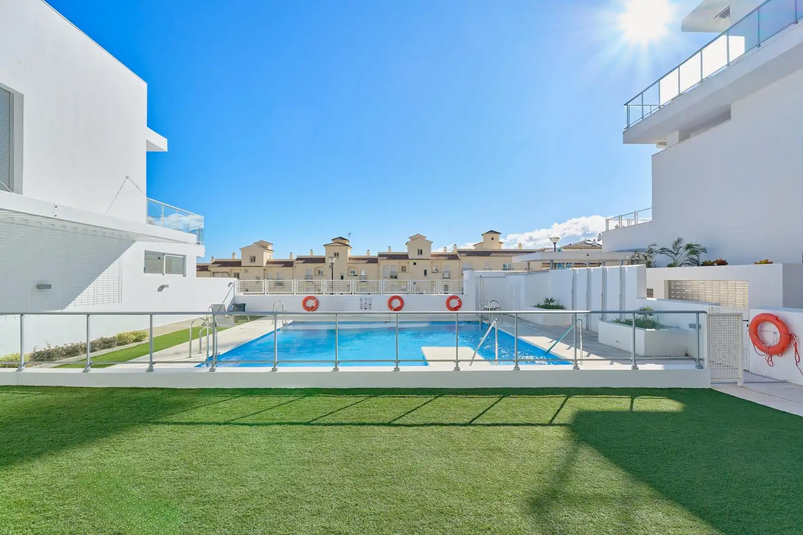 Piscina de Pis en venda en Benalmádena amb Aire condicionat, Calefacció i Terrassa