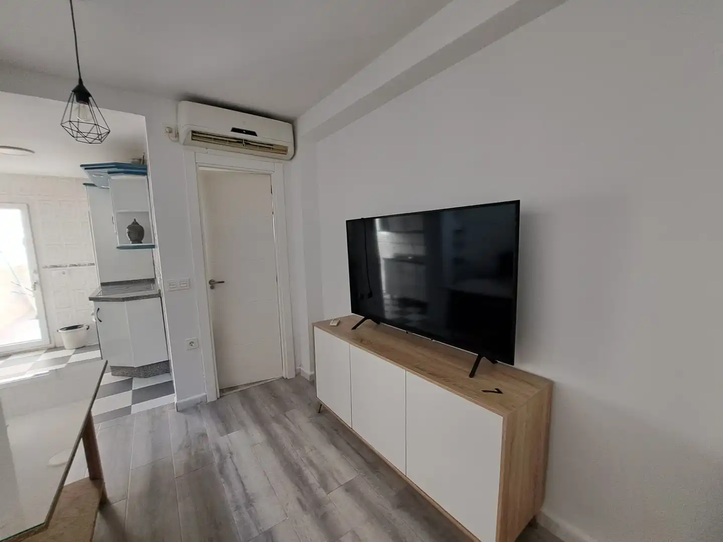 Sala d'estar de Casa o xalet en venda en Badajoz amb Aire condicionat, Terrassa i Traster