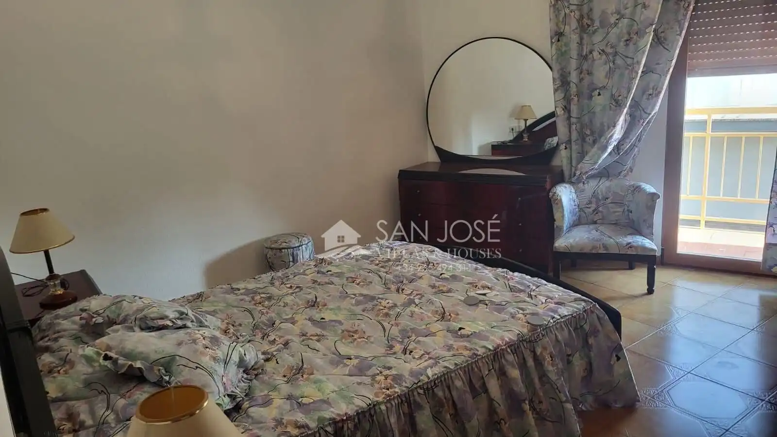 Habitación de Piso de alquiler en El Verger con Aire acondicionado, Amueblado y Balcón