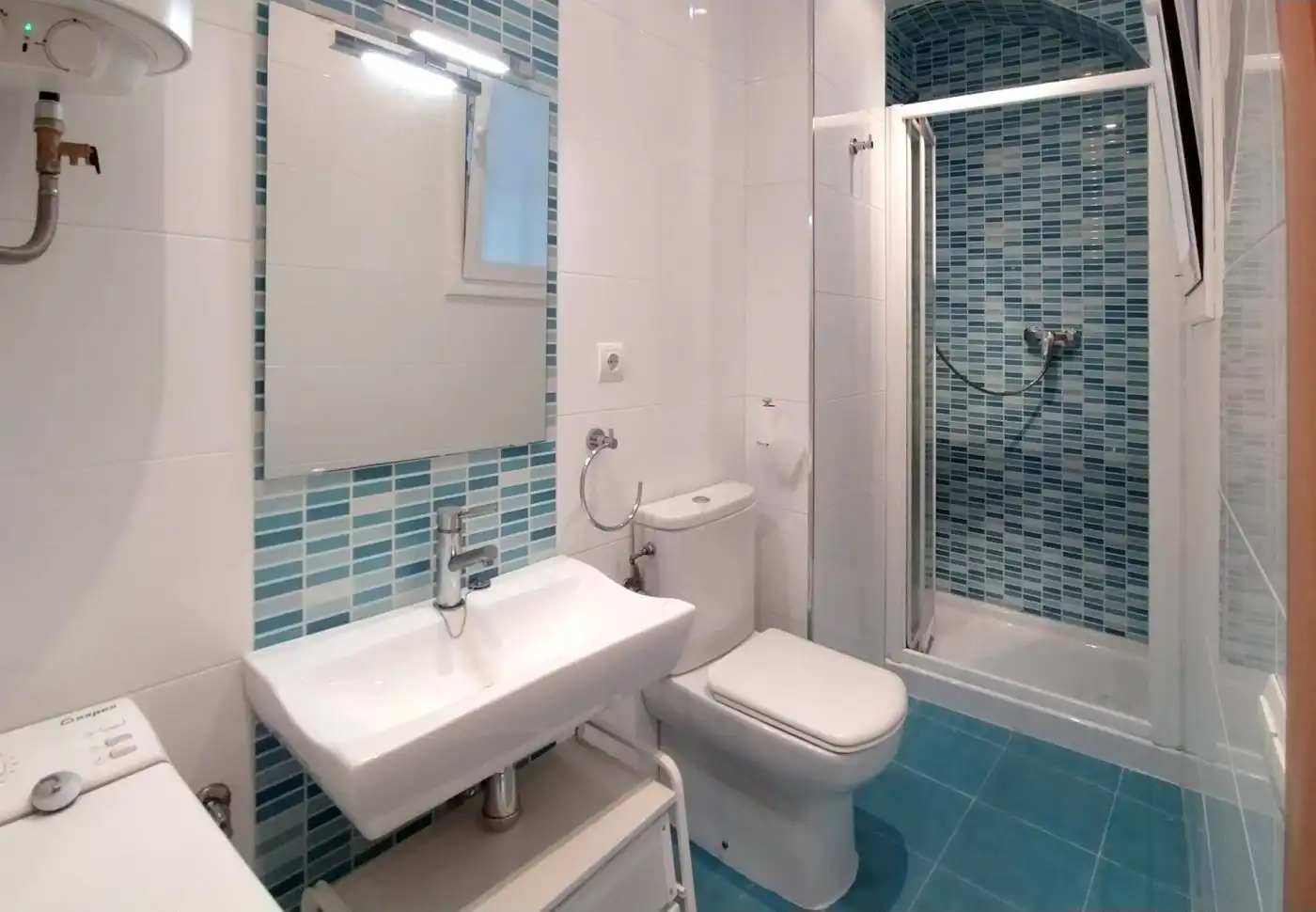 Badezimmer von Wohnungen zum Verkauf in Part Alta