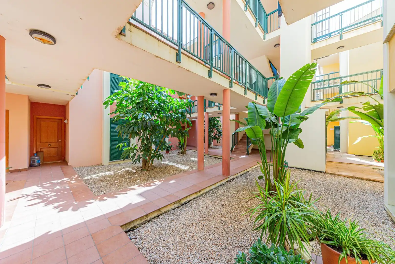Vista exterior de Planta baixa en venda en Llucmajor amb Aire condicionat, Calefacció i Jardí privat