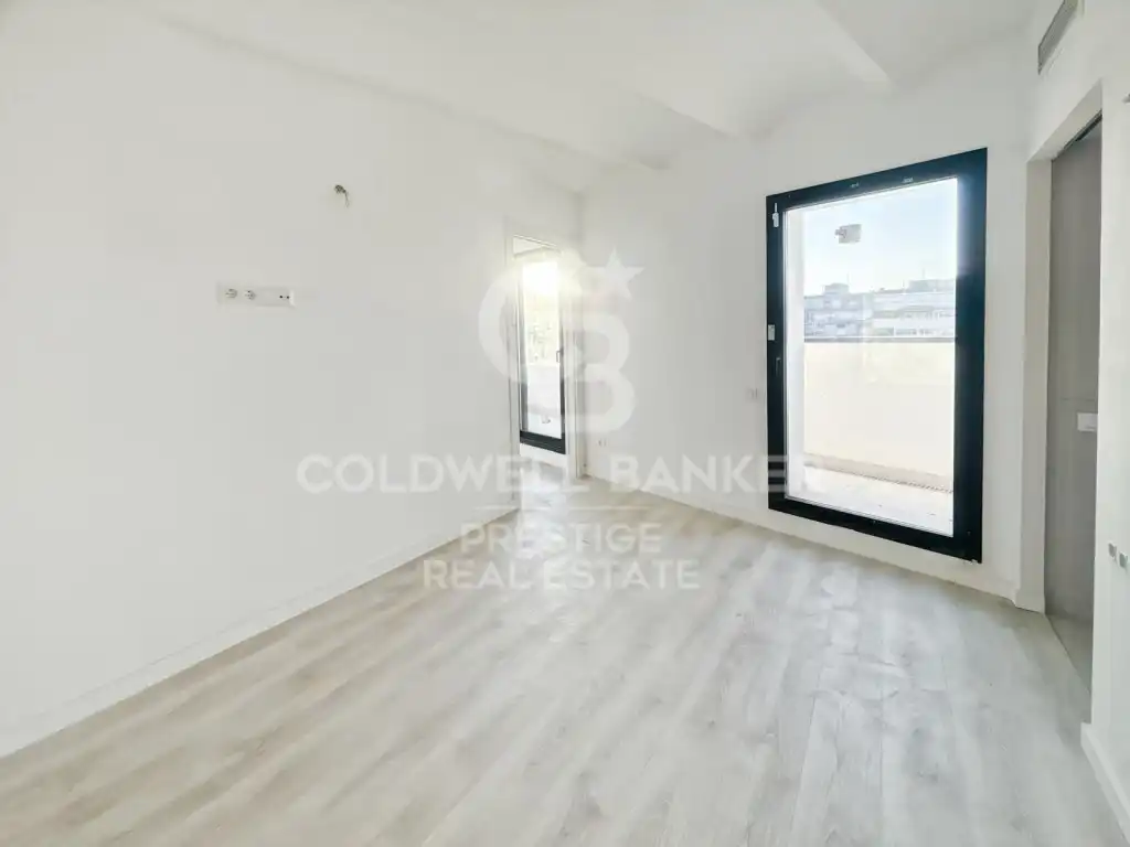 Exterior view of Attic for sale in Barcelona  with Terrace