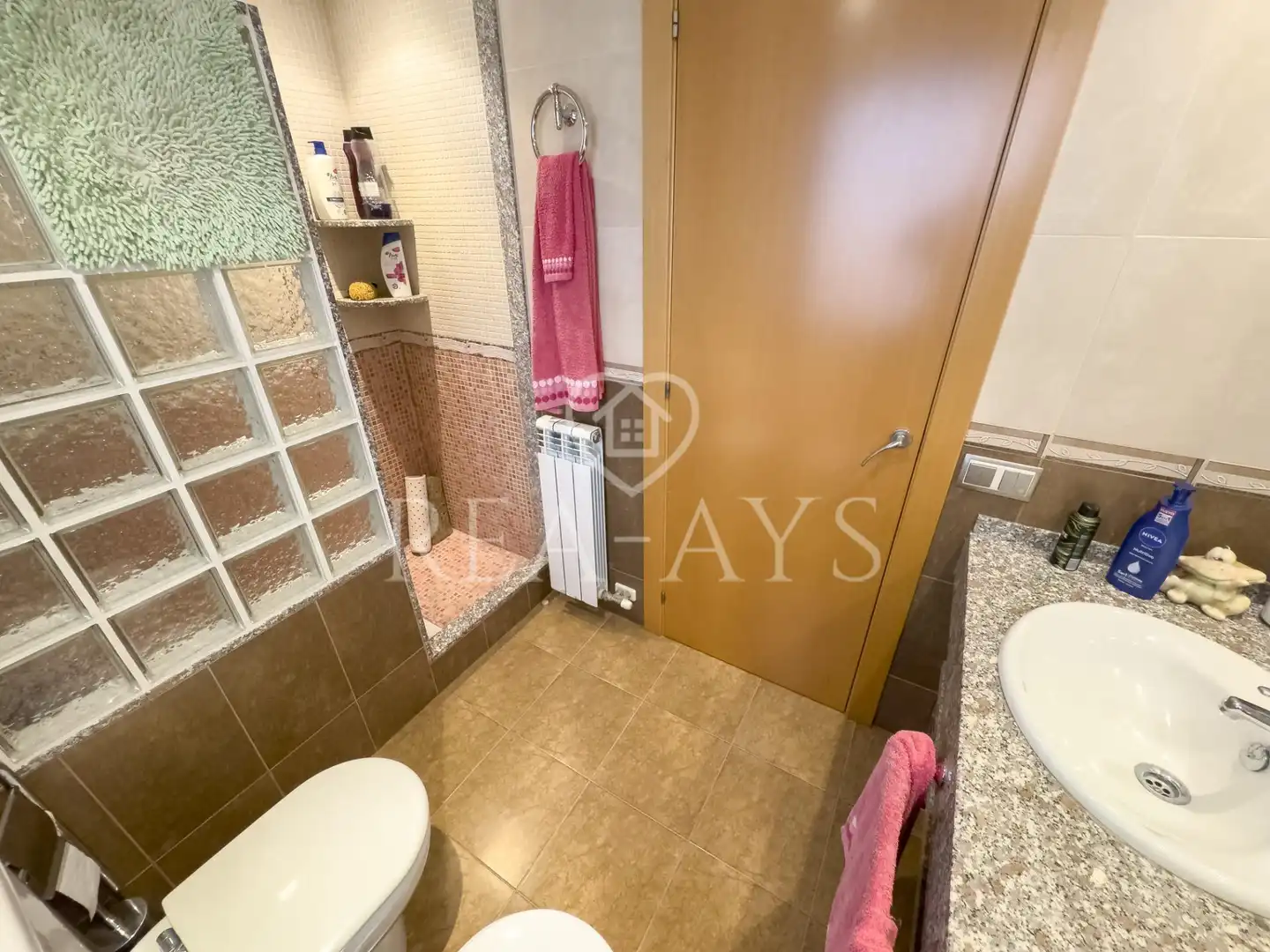 Habitación de Casa o chalet en venta en Vallirana con Aire acondicionado, Calefacción y Jardín privado