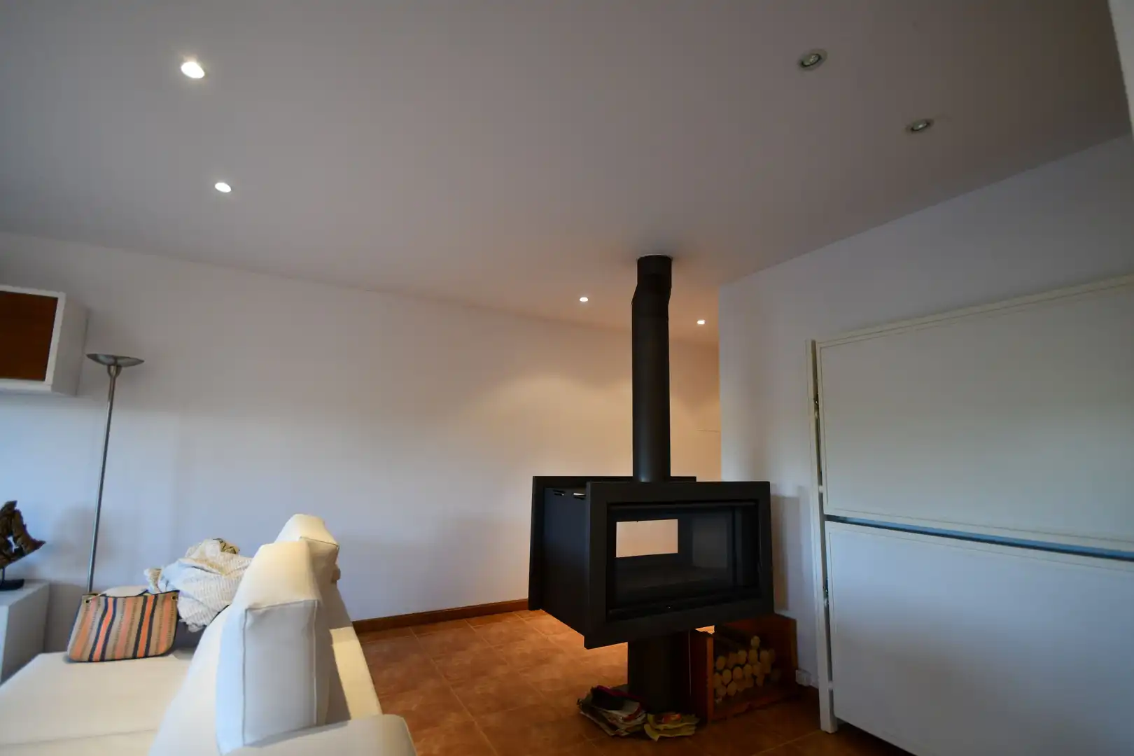 Wohnzimmer von Erdgeschoss zum Verkauf in Lardero mit Klimaanlage, Heizung und Terrasse