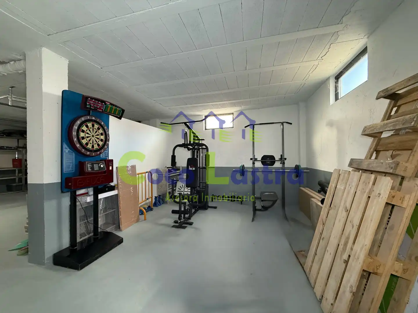 Commercial properties for sale in Moriscos  with Home automation
