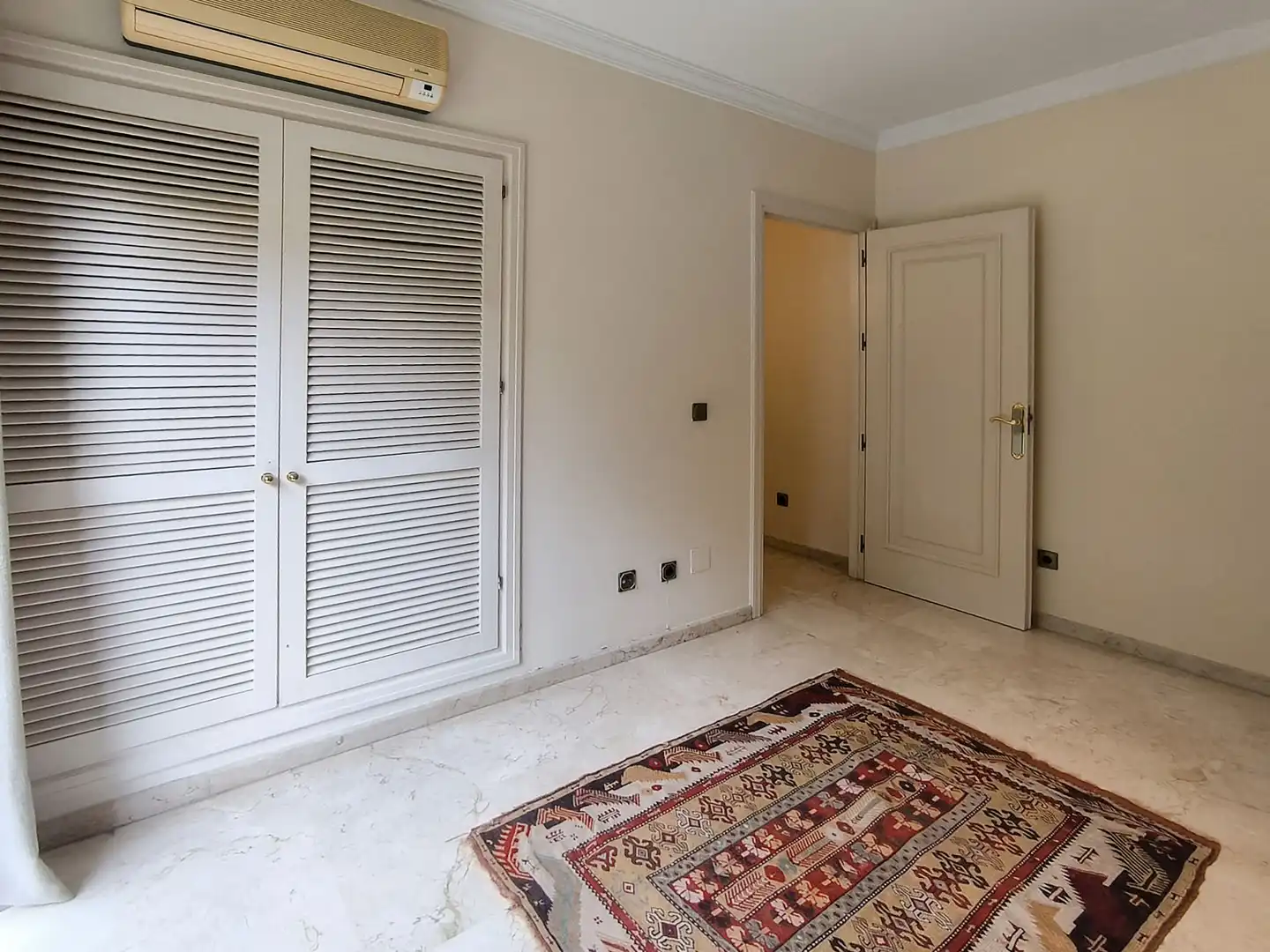 Casa con piscina en venta en Río Real - Los Monteros, imagen 24