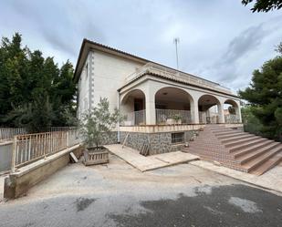 Vista exterior de Casa o xalet en venda en Elche / Elx amb Terrassa i Piscina