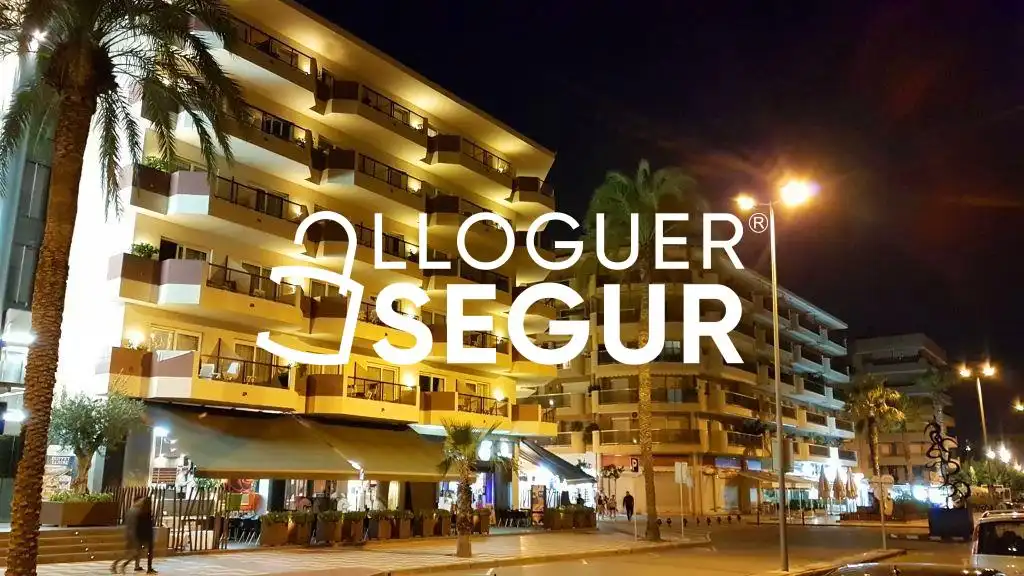 Piso de alquiler en Marítim, Centre