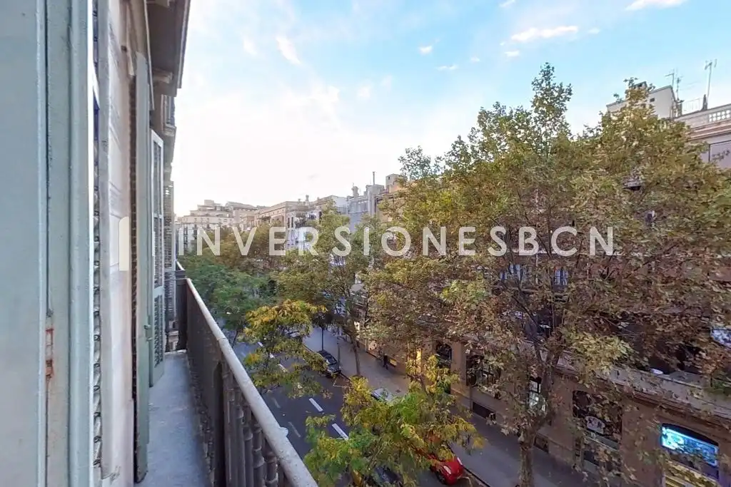 Flat for rent in Calle TRAFALGAR, Sant Pere, Sta. Caterina i la Ribera