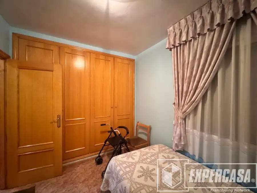 Bedroom of Flat for sale in Albal  with Air Conditioner, Terrace and Storage room