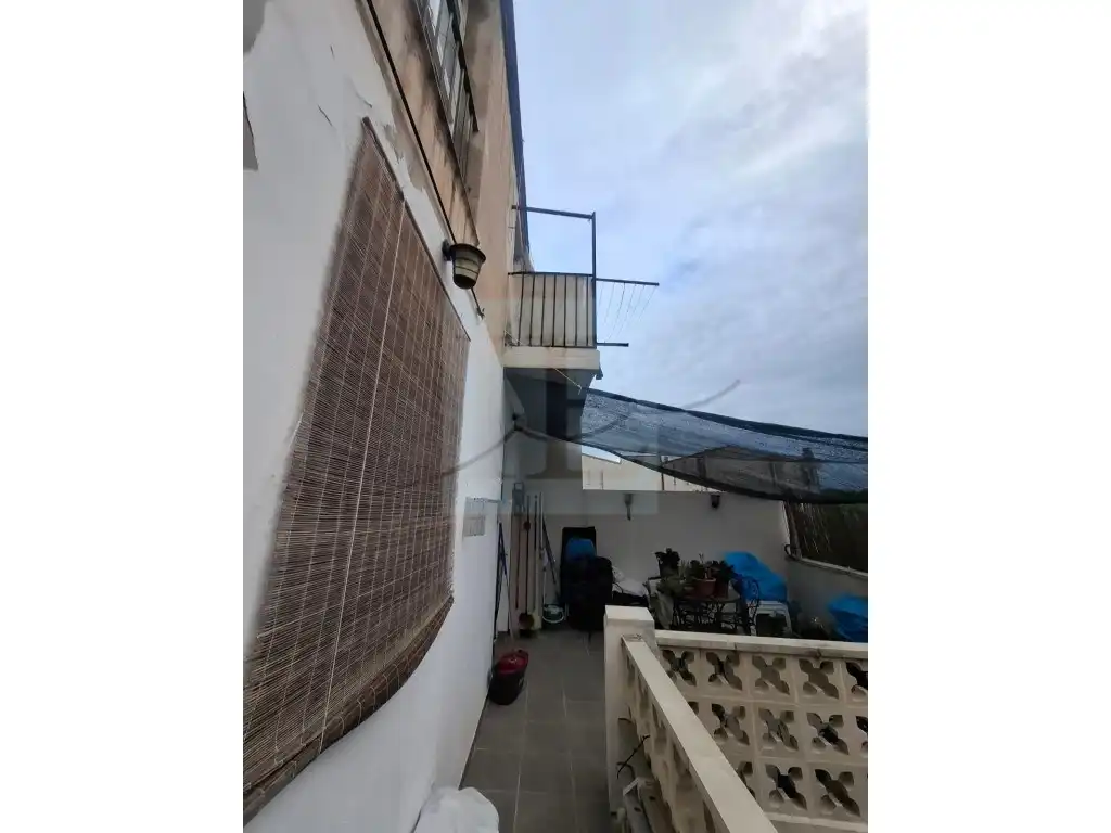 Terraza de Edificio en venta en Montbrió del Camp
