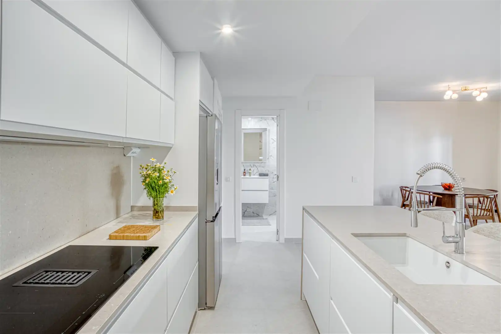 Cuina de Apartament en venda en Marbella amb Aire condicionat i Terrassa