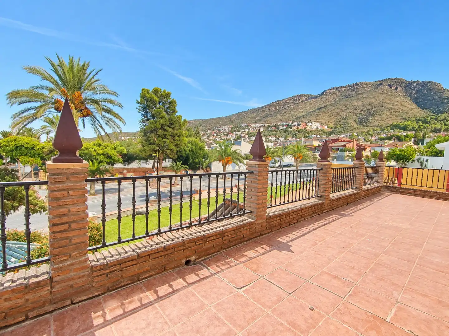 Chalet con terraza en venta en Manantiales - Lagar - Cortijo, imagen 37