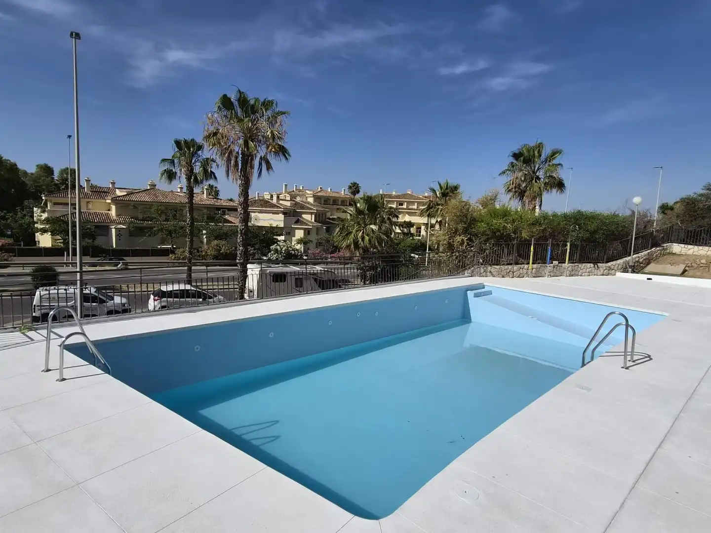 Swimming pool of Flat for sale in Benalmádena  with Air Conditioner, Heating and Terrace