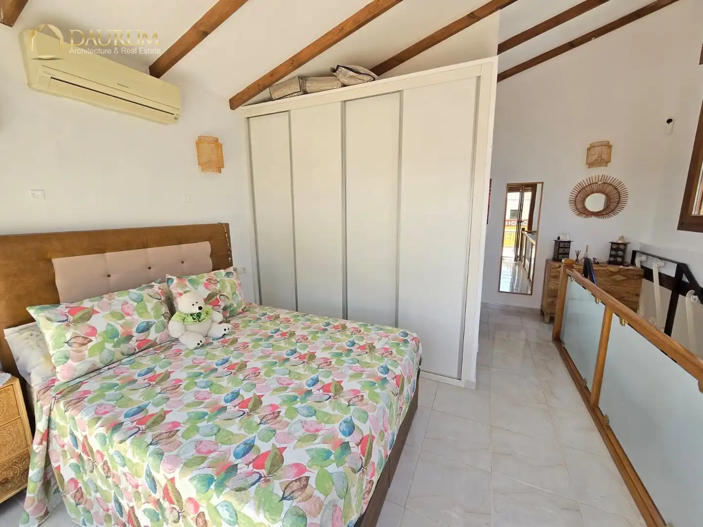 Casa aparellada amb piscina en venda a OROVAL, imagen 22