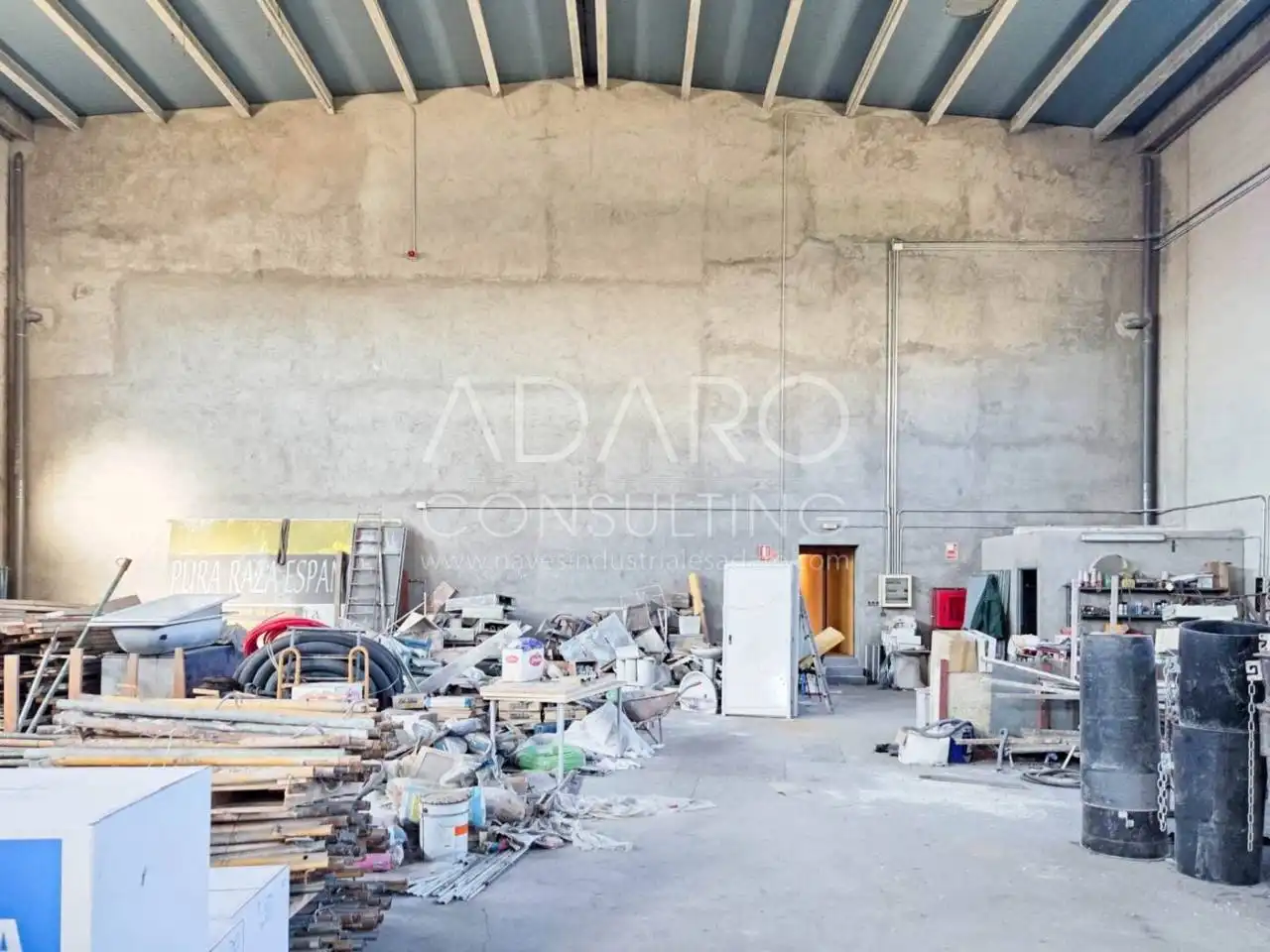 Nave industrial en venta en Leganés con Alarma