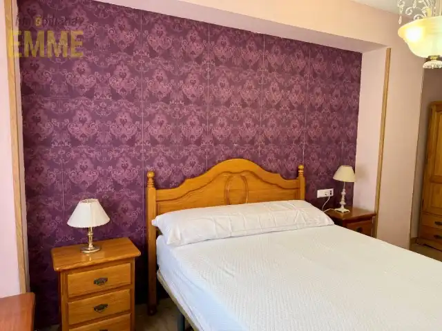 Habitación de Piso en venta en Ronda con Amueblado