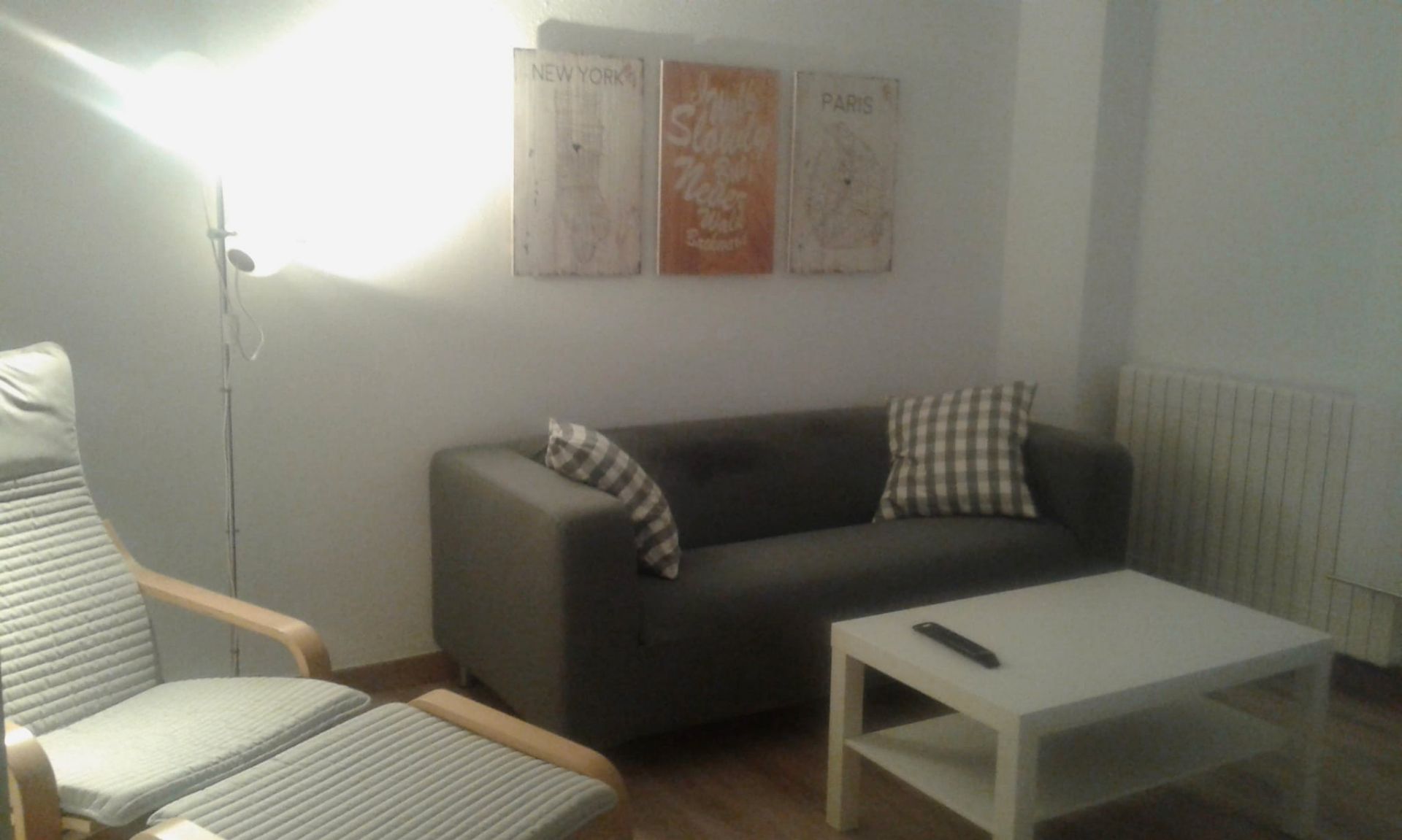 Sala de estar de Piso de alquiler en  Huesca Capital con Calefacción, Amueblado y Horno