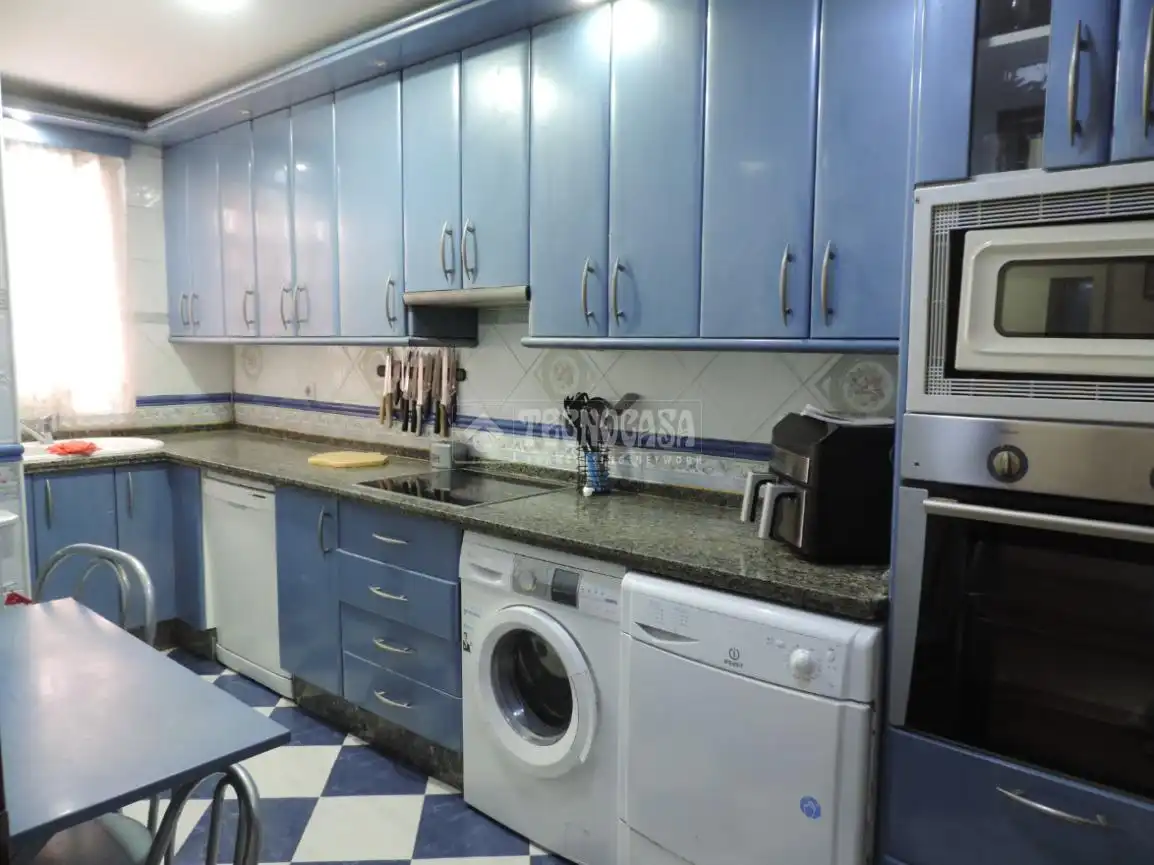 Kitchen of Houses for sale in Chiclana de la Frontera