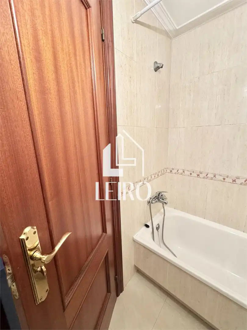 Bathroom of Apartments for sale in Vilagarcía de Arousa  with Heating and Storage room