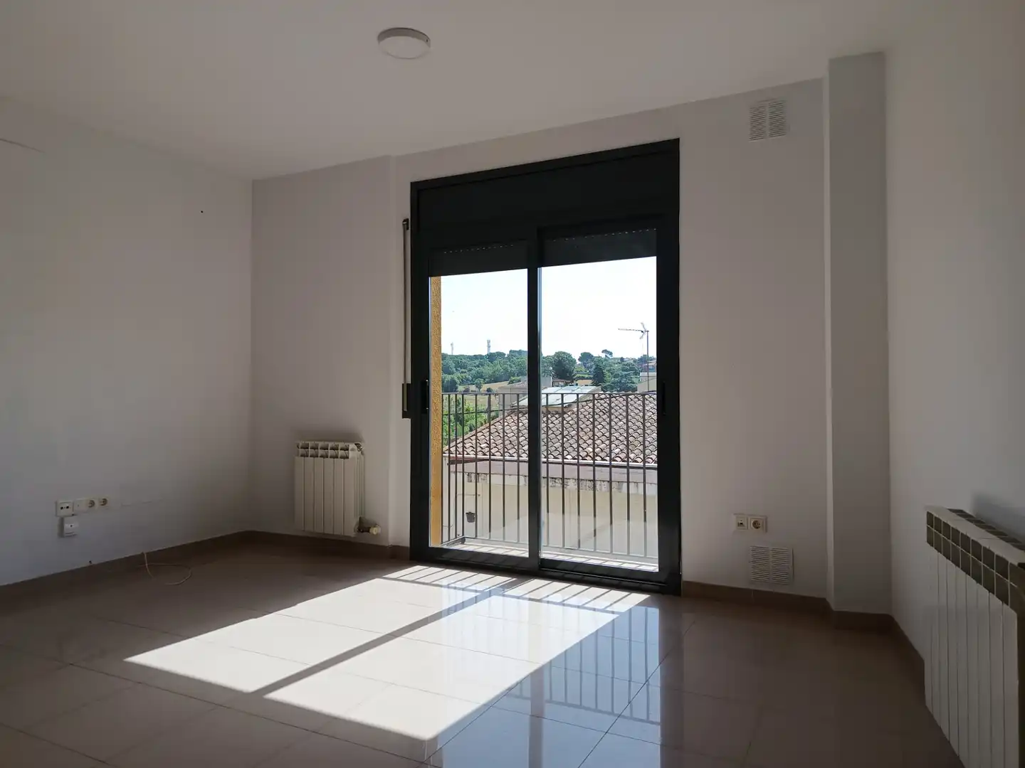 Habitación de Piso de alquiler en Caldes de Malavella con Calefacción y Balcón