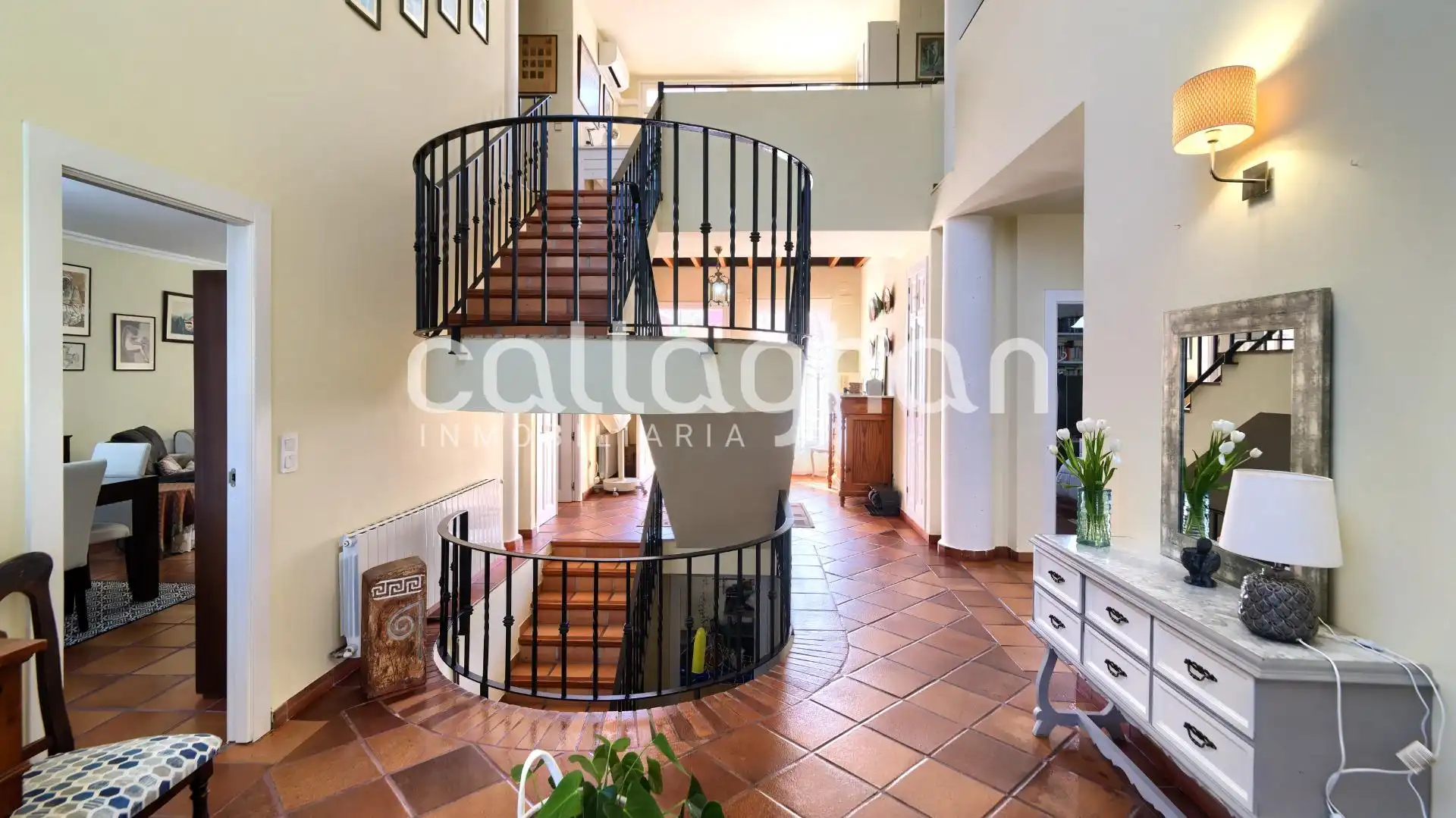 Casa adosada en venda a Calle OLMO, Nuevo Centro