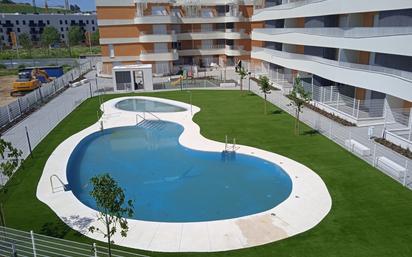 Piscina de Pis en venda en Camas amb Aire condicionat i Terrassa