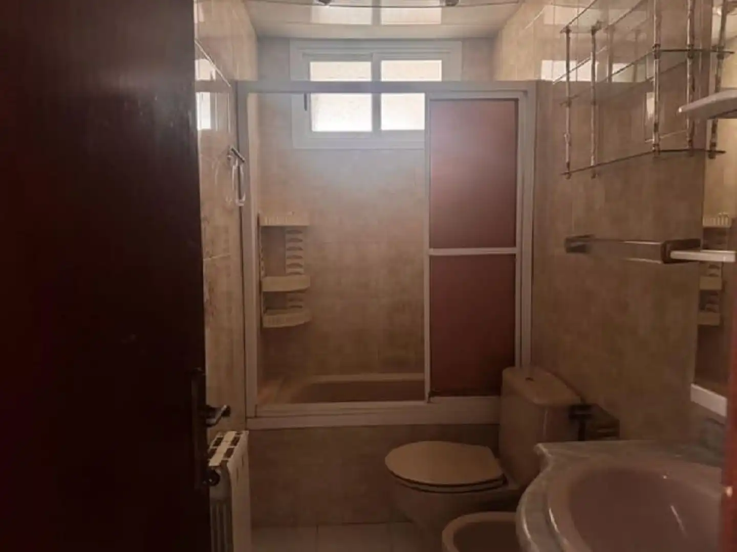 Bathroom of Flat for sale in Barcelona