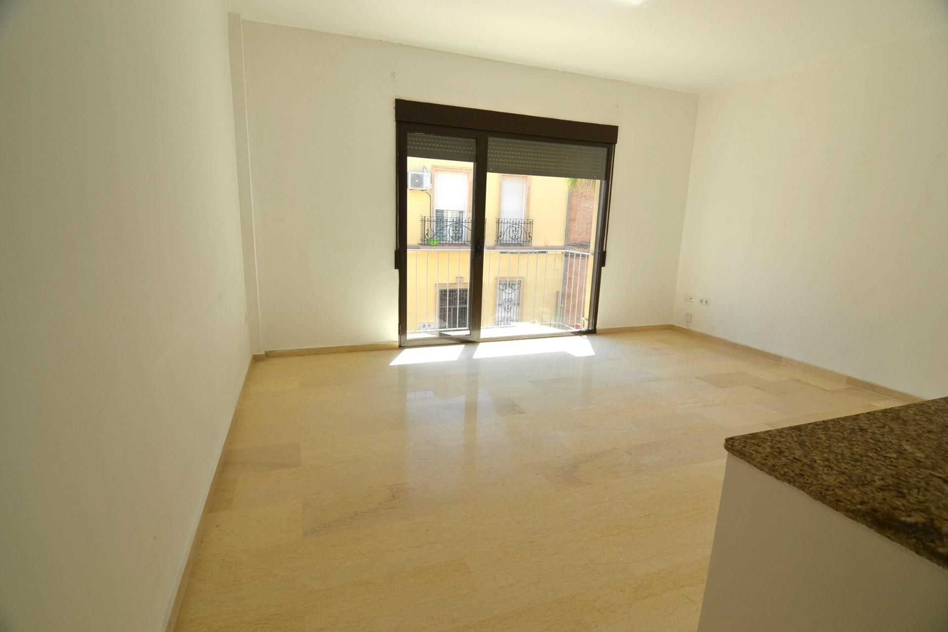 Dormitori de Pis de lloguer en Museros amb Balcó