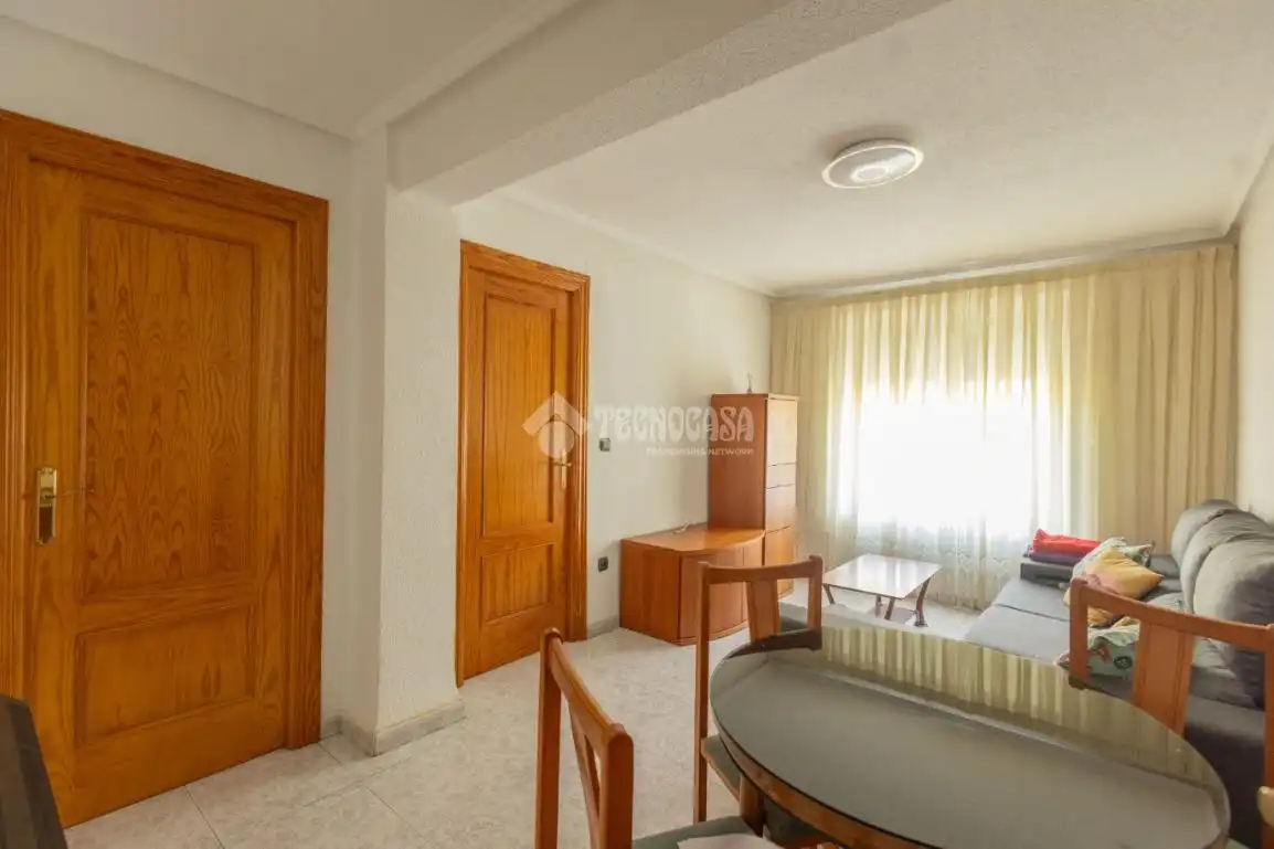 Wohnzimmer von Wohnung zur Miete in Garrido