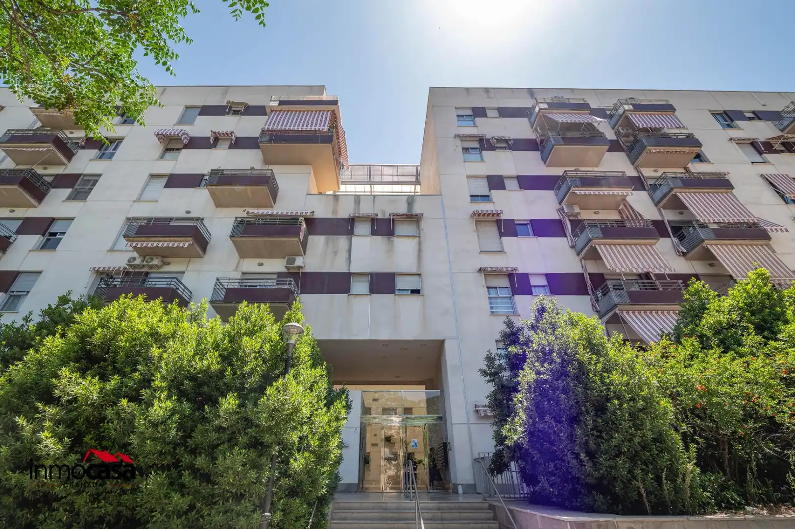 Vista exterior de Piso en venta en Granada